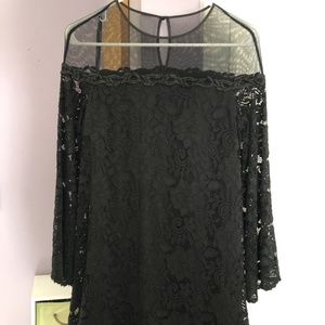 NEW WITHOUT TAGS NEVER WORN LAUNDRY BLACK LACE DRE